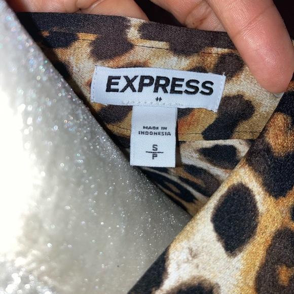 EUC Express Portofino blouse size small - Picture 6 of 7